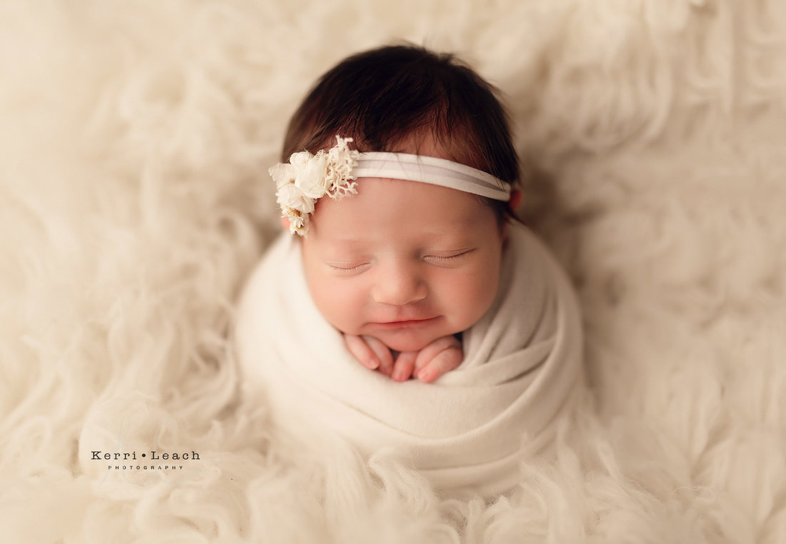 Evansville, IN Newborn photographer | Newborn photography bean bag poses | Newborn photography | Newburgh, IN newborn photography studio | Photography studio Newburgh, IN | Newborn potato sack pose